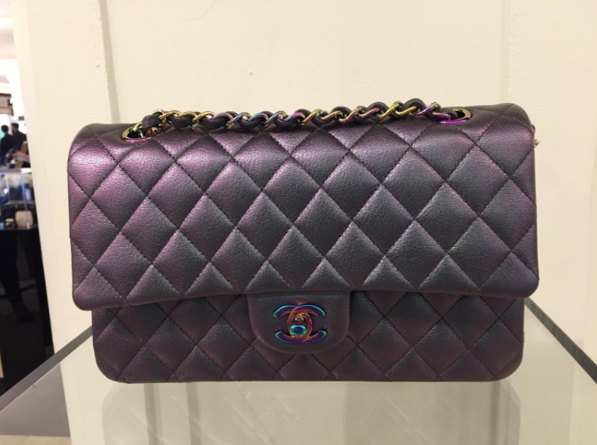 Chanel รับจำนำกระเป๋า Chanel ได้เงินสด ไถ่คืนได้ภายหลัง